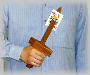 Ultimate Card Dagger par Magic Wagon